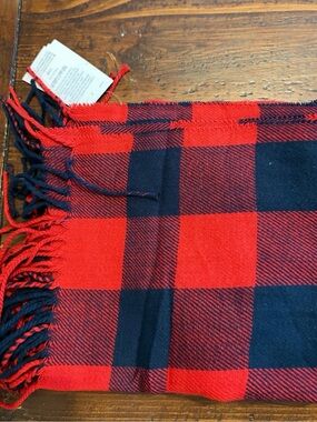 Lands' End Red and Navy Buffalo Plaid Scarf